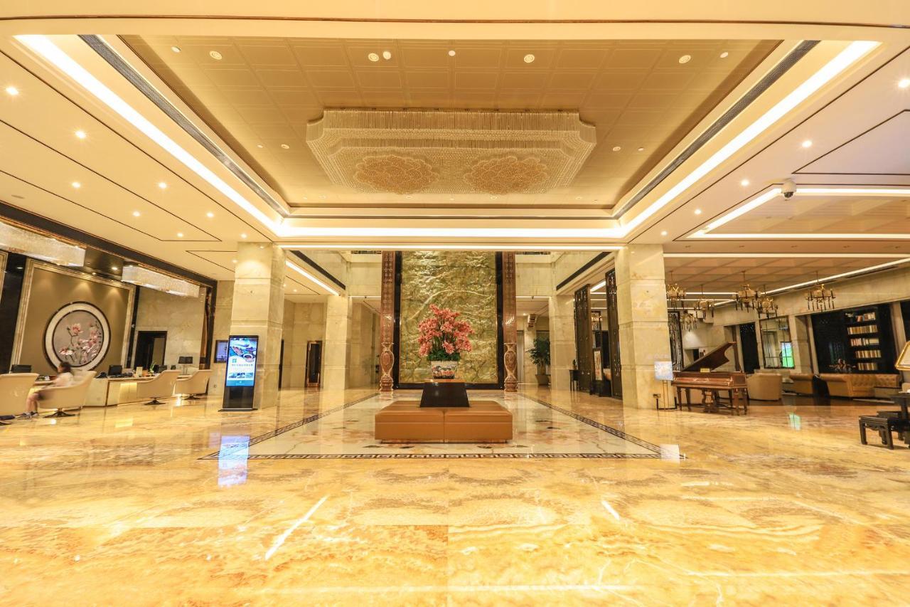 Royal Garden Hotel Shanghai-Free Shuttle To And From Disney & Pvg & Close Metro Line2 Easy To Sha New Expo Eksteriør bilde