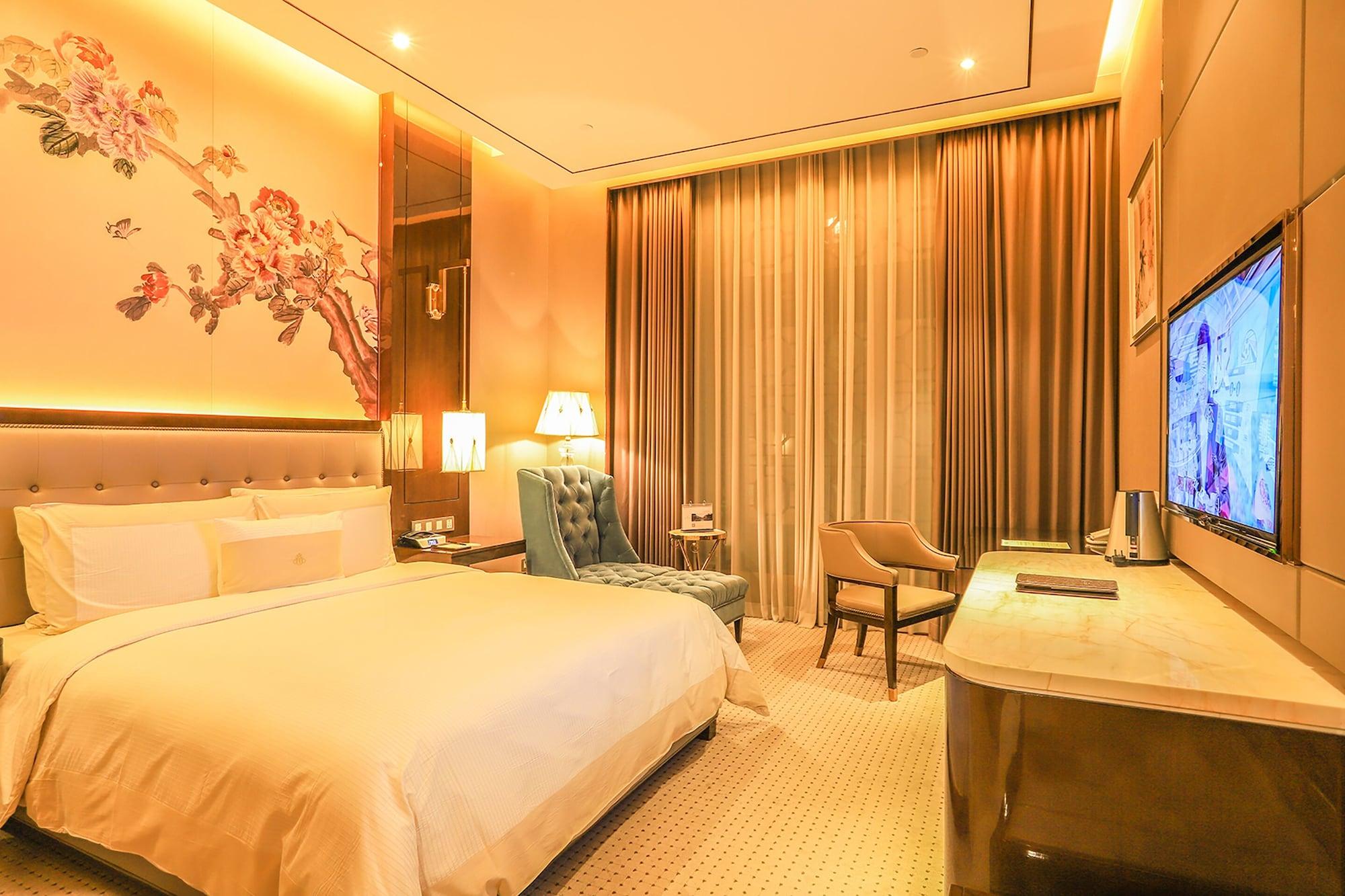 Royal Garden Hotel Shanghai-Free Shuttle To And From Disney & Pvg & Close Metro Line2 Easy To Sha New Expo Eksteriør bilde