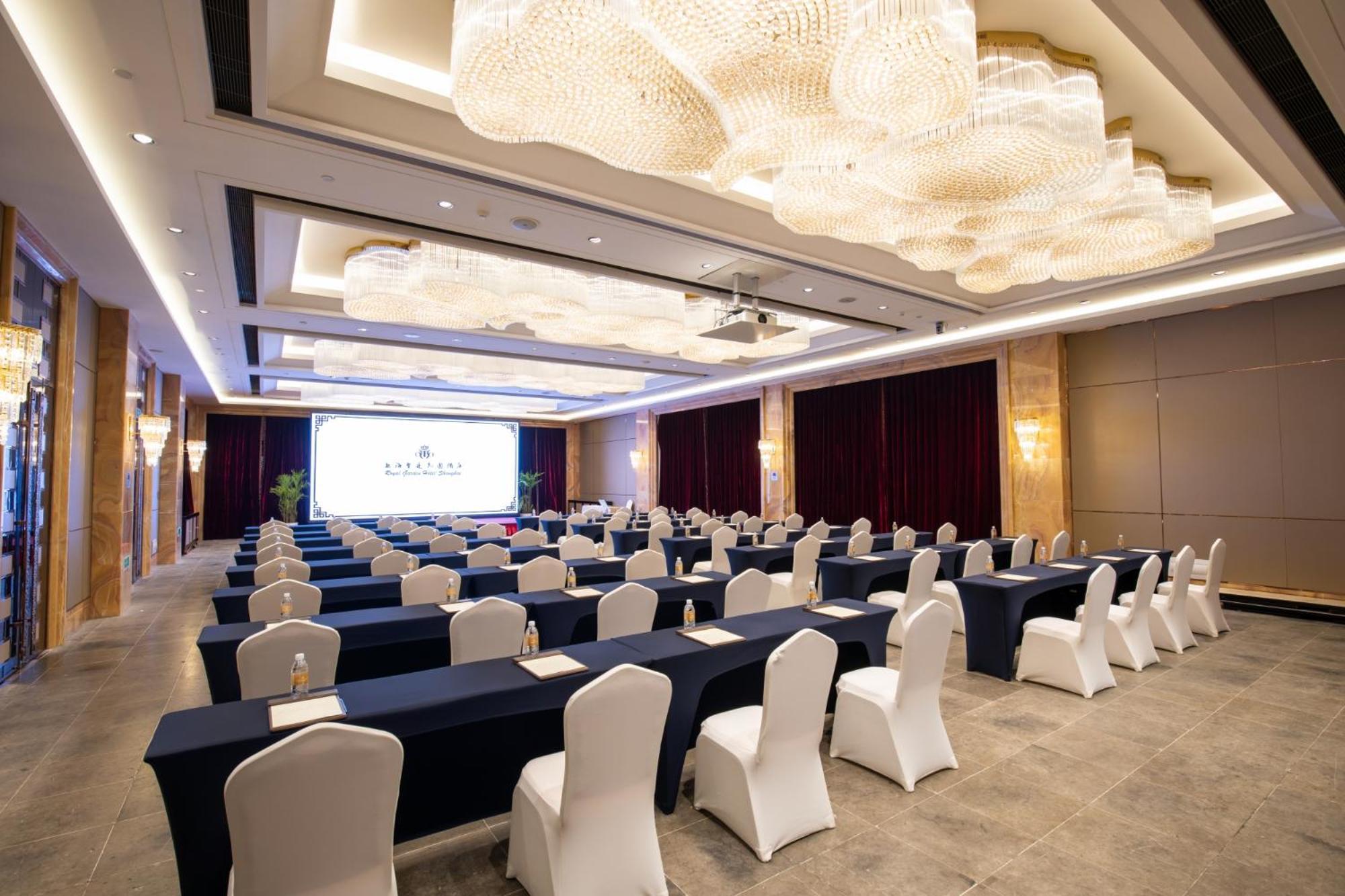 Royal Garden Hotel Shanghai-Free Shuttle To And From Disney & Pvg & Close Metro Line2 Easy To Sha New Expo Eksteriør bilde