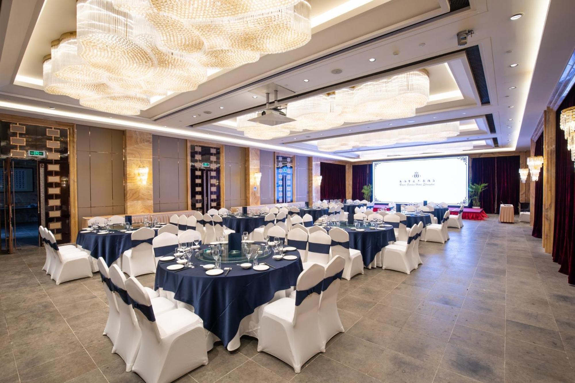 Royal Garden Hotel Shanghai-Free Shuttle To And From Disney & Pvg & Close Metro Line2 Easy To Sha New Expo Eksteriør bilde